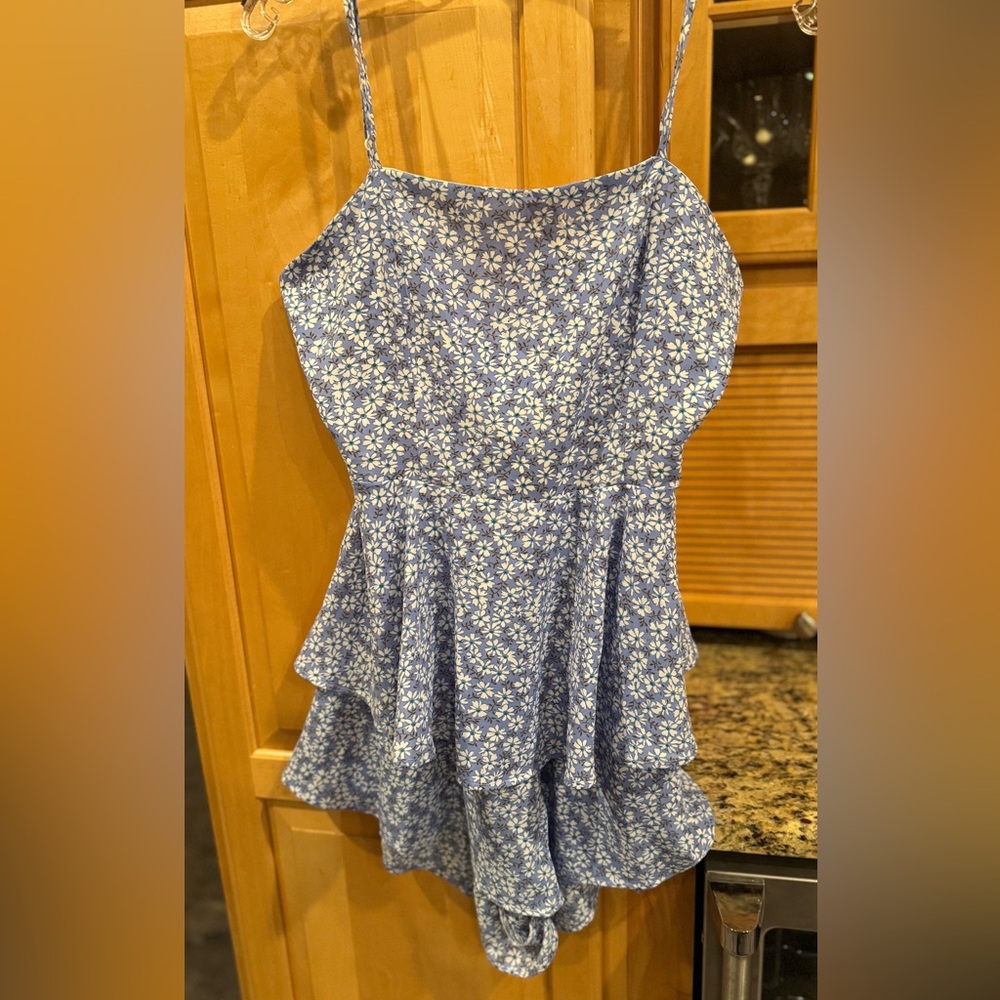 SHEIN Blue Floral Romper Size Large